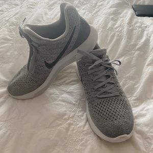 Nike LunarEpic Low Flyknit 2 Size 8
